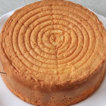 スポンジケーキ