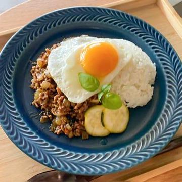 出汁香るガパオライス