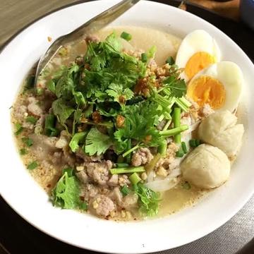 グイティオトムヤムムー(Y5)KuiThewTomYamMoo