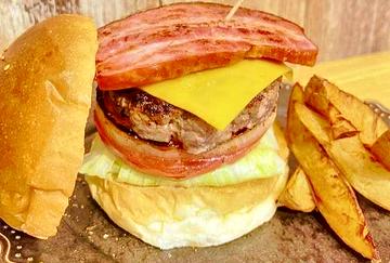 自家製燻製ベーコンチーズバーガーセット