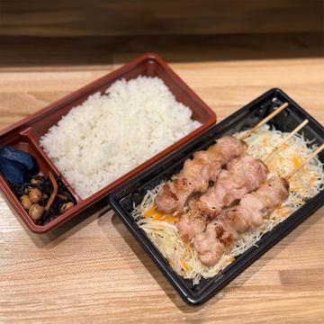 桜姫もも焼き定食(もも焼き、白米、漬物、小鉢)