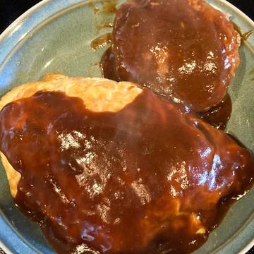 ハンバーグオムライス