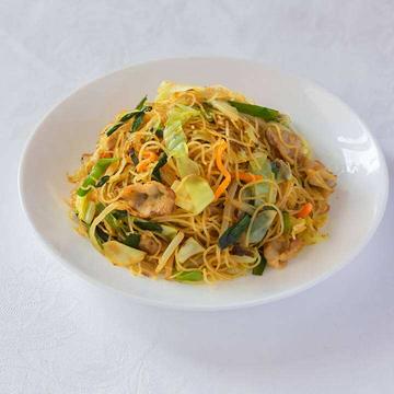 クセになる旨さ！五目カレー焼ビーフン大盛リ