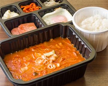 キムチチゲ定食 Kimchi Jjigae Set Meal