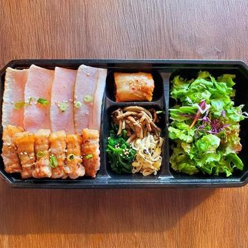 厳選和豚トロ&サムギョプサル弁当(サム100g、トロ50g)