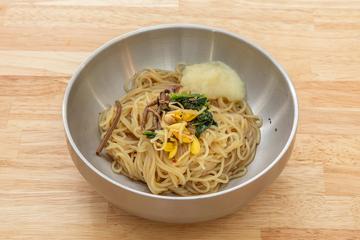 汁なしニンニク冷麺