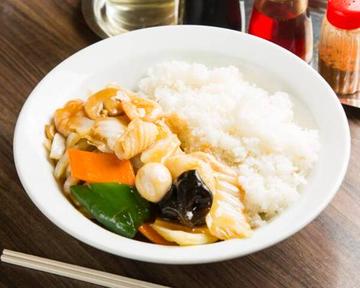 中華丼 Chinese-Style Rice Bowl