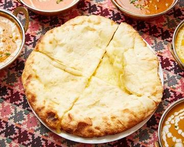 チーズナン Cheese Nan