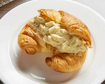 クロワッサンサンド(たまご) Croissant Sandwich (Egg)