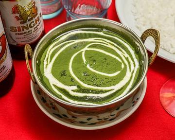 ほうれん草パニールカレー Spinach ＆ Paneer Curry
