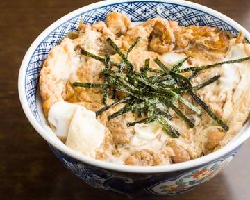 親子丼 Chicken and Egg Rice Bowl