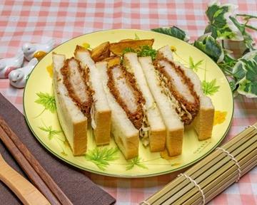 人気！カツサンド