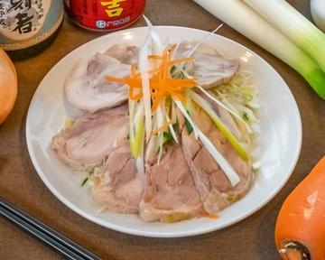 蒸し鶏の生姜ソース Steamed Chicken with Ginger Sauce
