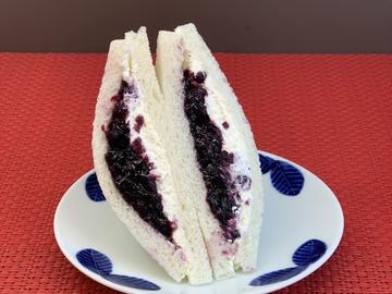 ブルーベリー生クリーム