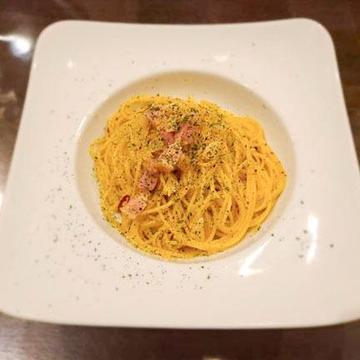 ペペロンチーノ(サラダ付)