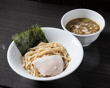 濃厚魚介煮干しつけ麺