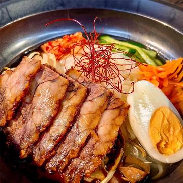 チャーシュー冷麺