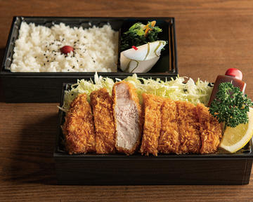 三元豚厚切りロースかつ弁当