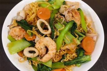 M XO HI SN 海鮮のラーメン炒め
