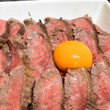伊江島牛ステーキ丼