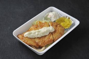 チキン南蛮弁当 Chicken in Vingear and Tartar Sauce Bento Box