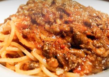ボローニャ風ラグーソーススパゲティ(ミートソース)