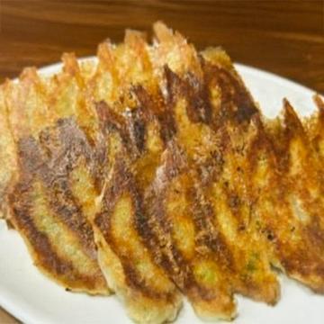 餃子(1人前6個)