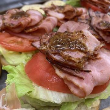 BLT