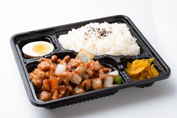 【303】鶏肉とカシューナッツ炒め弁当