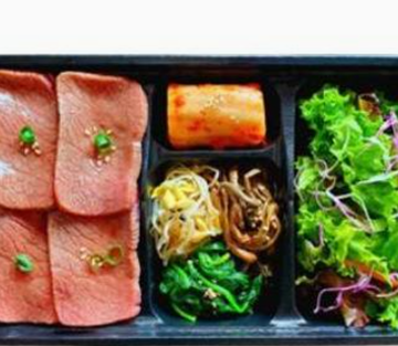 厳選黒毛和牛上カルビ弁当(肉100g)