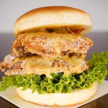 倍キンボシバーガー