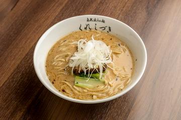 醤油白湯らぁ麺