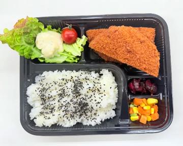 ビッグメンチカツ弁当