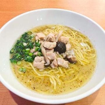 鶏きのこ塩味ラーメン