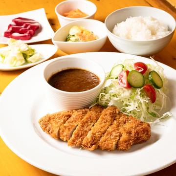カツカレー