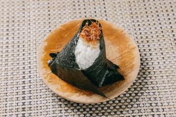 チーズおかかおむすび