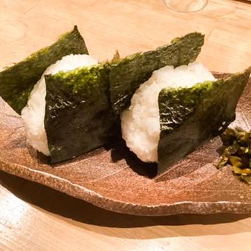 おにぎり2個(鮭と梅)(1個150g×2個)