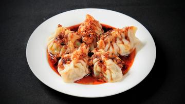 四川風タレ付き水餃子 川味水子Sichuan-style Dumplings with Sauce