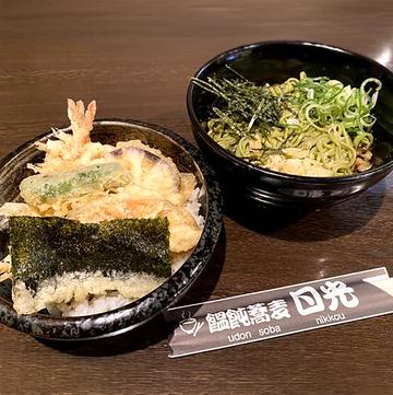 ミニ天丼と茶蕎麦のセット