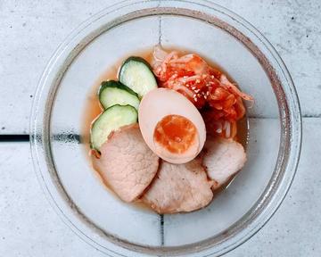 ★当店人気No.3★[シンプル・イズ・ベスト]しっとり半熟ゆで卵のせ盛岡冷麺 cold noodle with soft boiled egg