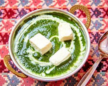 ほうれん草チキンカレーspinach(saag) chiken curry