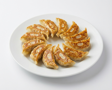 鉄鍋餃子12個