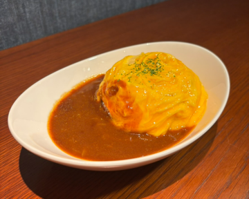 オムライス(ミートソース)