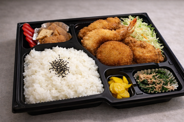 ミックスフライ定食