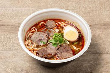 蘭州牛肉麺(純湯) 辛さ3