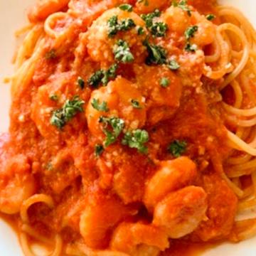 小海老のトマトクリームパスタ