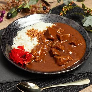 お肉2倍！牛すじ煮込みカレー