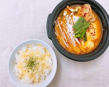 旨辛キムチチゲ鍋(シメ用ご飯+チーズのリゾットセット)