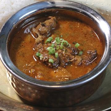 骨付きネパールチキンカレー Local Chicken Nepali Curry