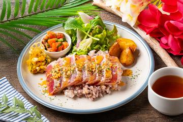マグロガーリックステーキプレート